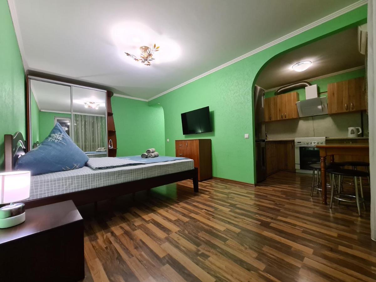 1-Room View Apartment Near Inturist On Sobornyi Avenue 143, By Grandhome Zaporizhia 외부 사진