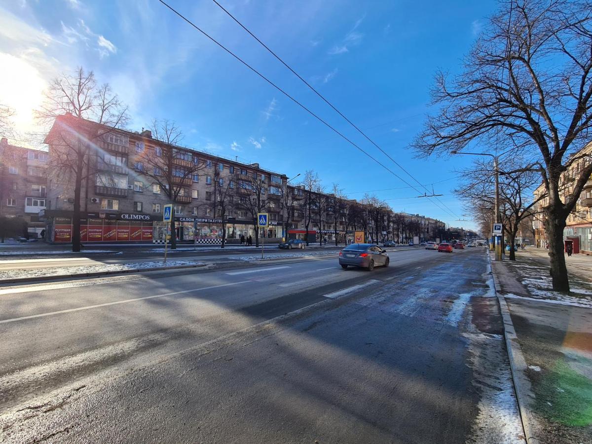 1-Room View Apartment Near Inturist On Sobornyi Avenue 143, By Grandhome Zaporizhia 외부 사진